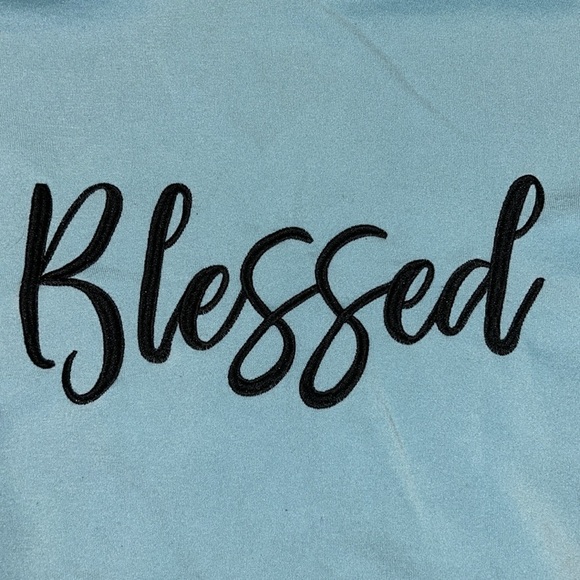 Love in Faith “Blessed” size xl - Picture 2 of 6